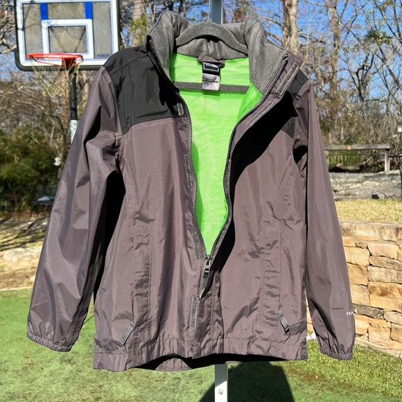 The North Face Boys' Resolve Reflective Jacket - Picture 6 of 14